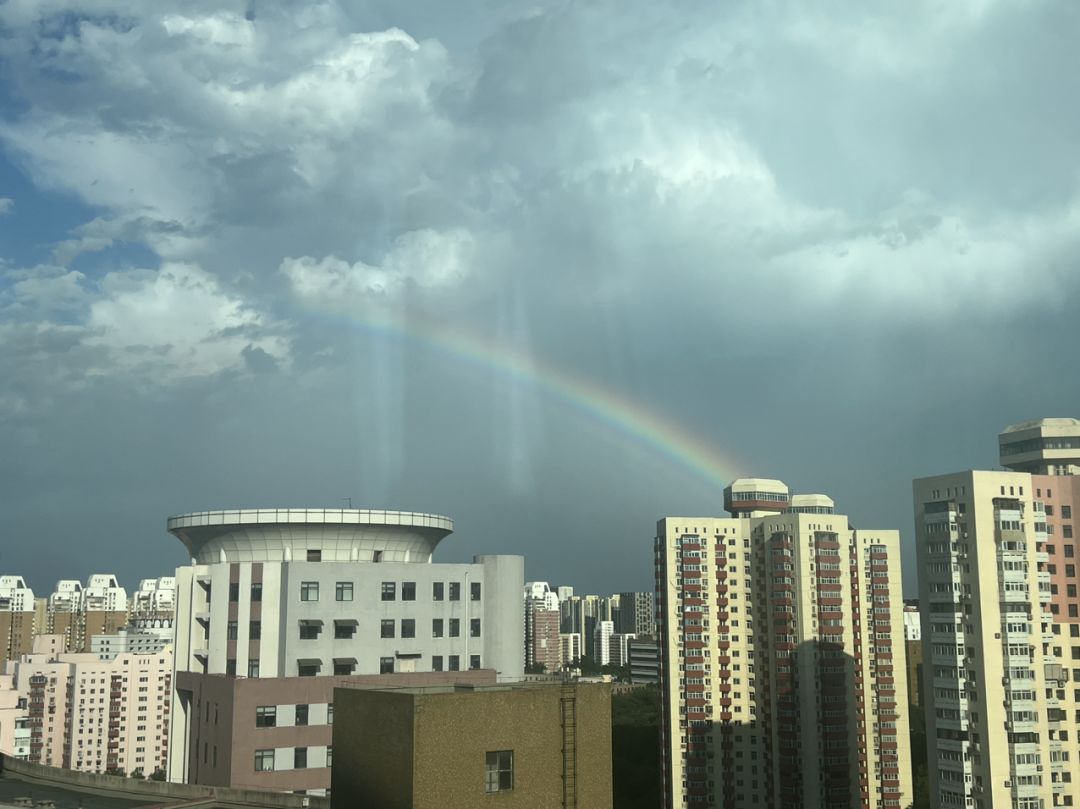 陽光總會在風雨後
隨手小拍截图