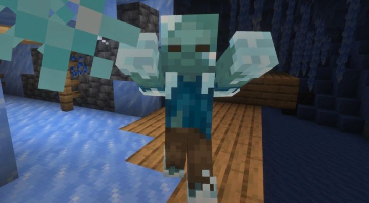Minecraft Live 9月26日直播爆出超多新内容,我的世界下一次版本更新,会加入冰洞、冰冻僵尸和冰球道具,不少玩家看完已经开始期待洞穴探险!
这次更新暂时还没有定名,按照常规更新节奏,预计2026年12月正式上线。冰洞生成在寒冷生物群系地下,属于稀有洞穴区域,洞内有发光冰晶,横竖都能摆放,既能当建筑装饰,还能充当光源,建筑玩家狂喜。
新怪物冰冻僵尸就藏在冰洞中,近战攻击会叠加冻结层数,叠截图