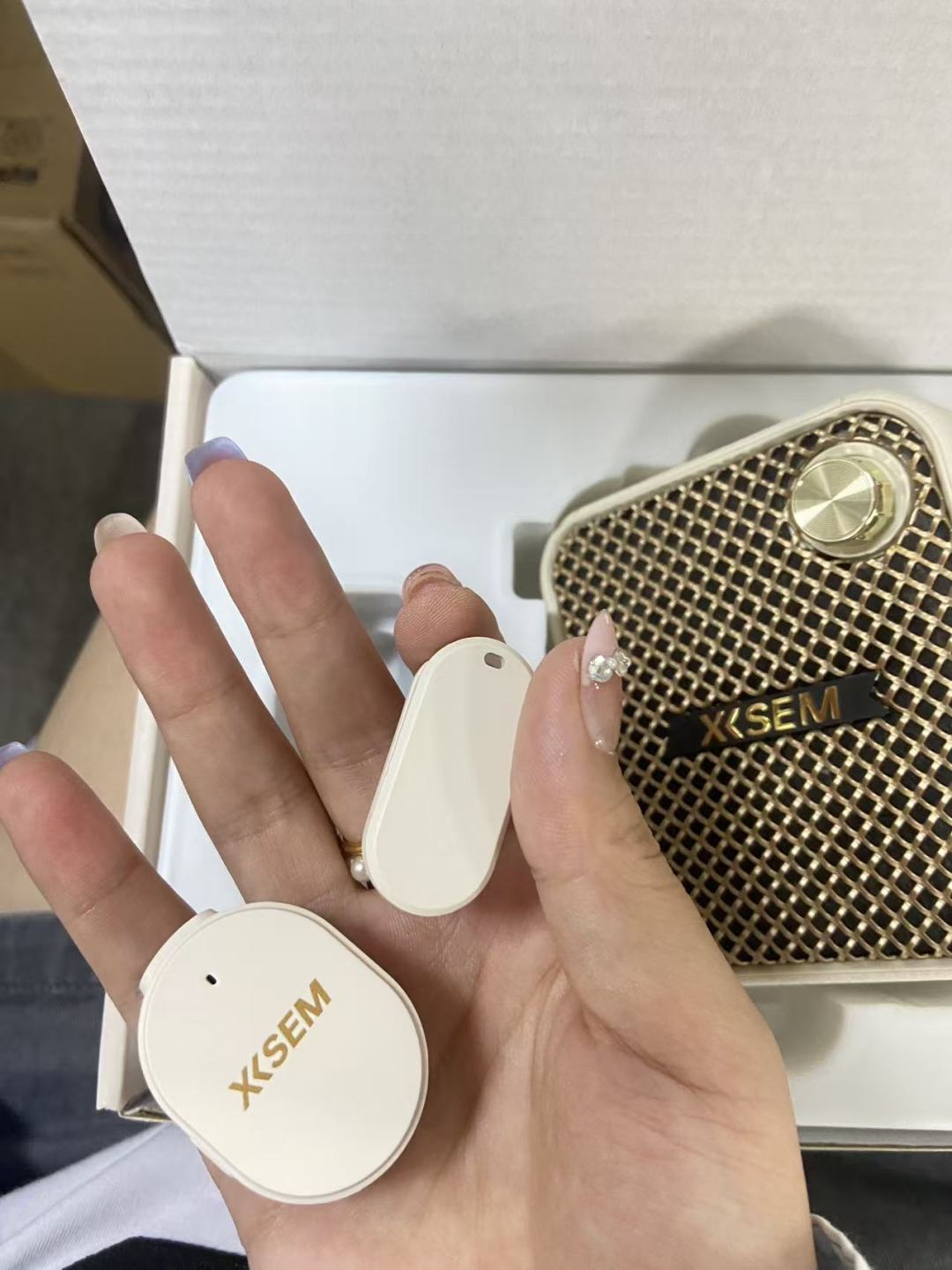 开学前的声音装备|西圣 Bee 上手感受 3