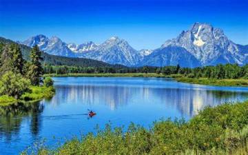 进游戏闪退的，请加入官方群解决……