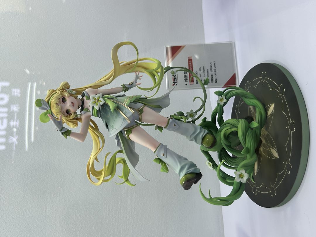 wf展上的奈奈手办实拍 2