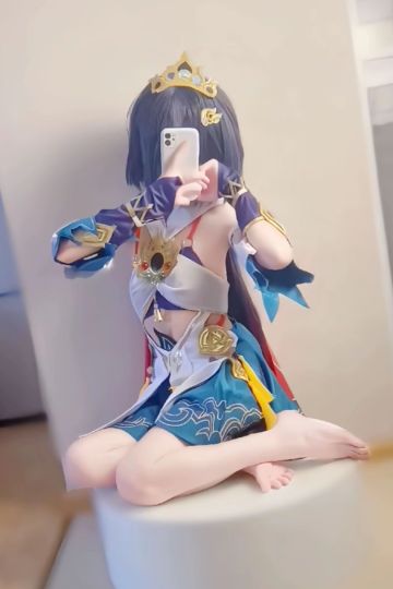 云璃小小的 香香的~