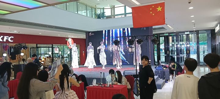 恋与深空线下活动截图