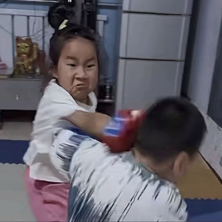 为什么能力套装不能有妆容啊？截图