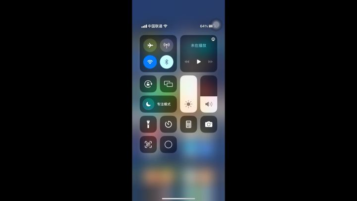 为什么登录不上去啊香肠派对官方你看看着怎么解释我等了10多分钟都登不上???截图