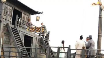 听说……有一家船舫要开业了？船舫主究竟是……