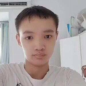 兄弟们我帅吗😎截图