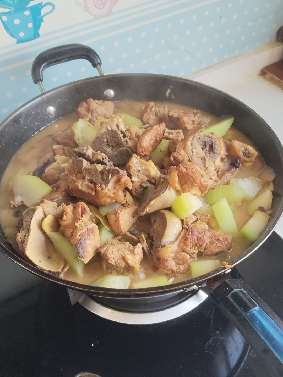 不想做饭，被催促上岗营业，有点失误，锅小 8