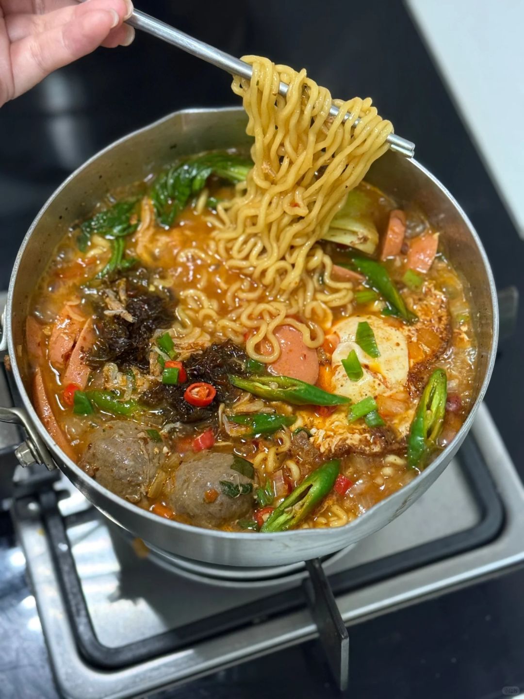 暴雨天吃碗泡面简直绝了 1