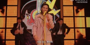 星穹铁道三周年主题曲MV《天生鬼才》发布 萧敬腾献唱诠释态度