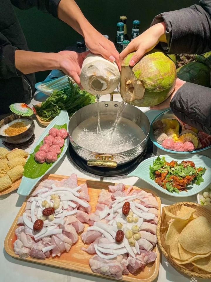 真心话,你们觉得椰子鸡好吃吗?截图