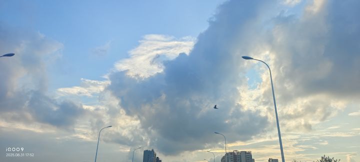 一个法杖上多个共鸣符文触发概率可以叠加吗截图