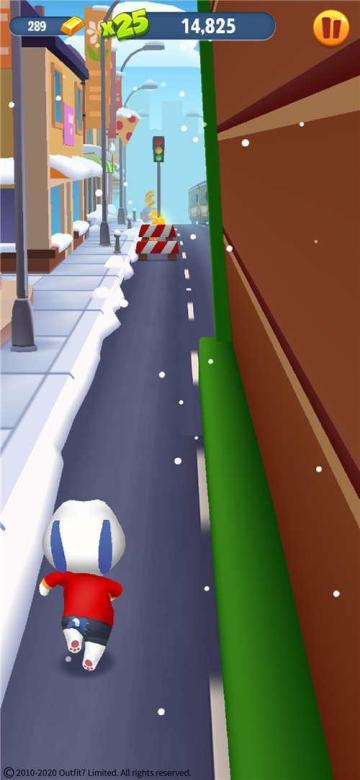 无可厚非，收集金币是跑酷游戏中最重要的游戏环节每个不同的跑道都会分布一些不等的金币，也正是如此，要尽可能的收集完眼前的金币。我们通过每收集完眼前的一个金币结算分数都可以upu的上升