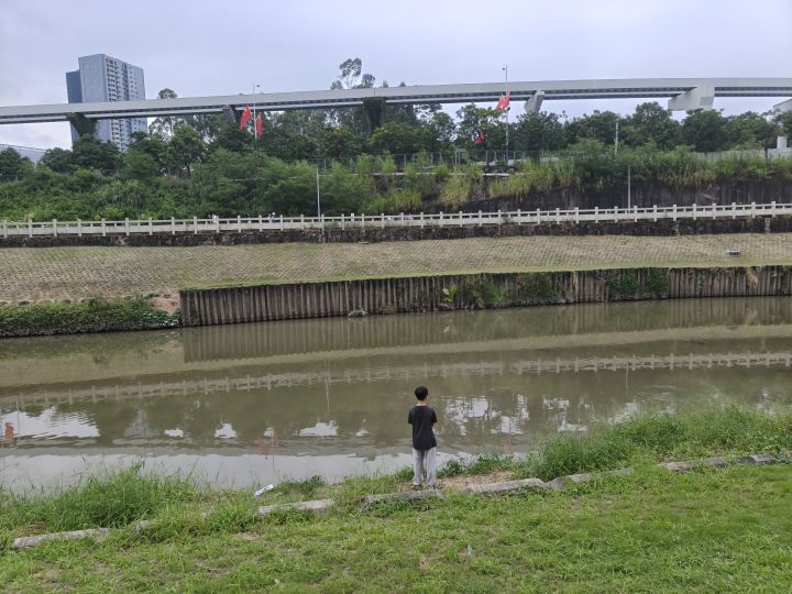 点启动一闪直接退出截图