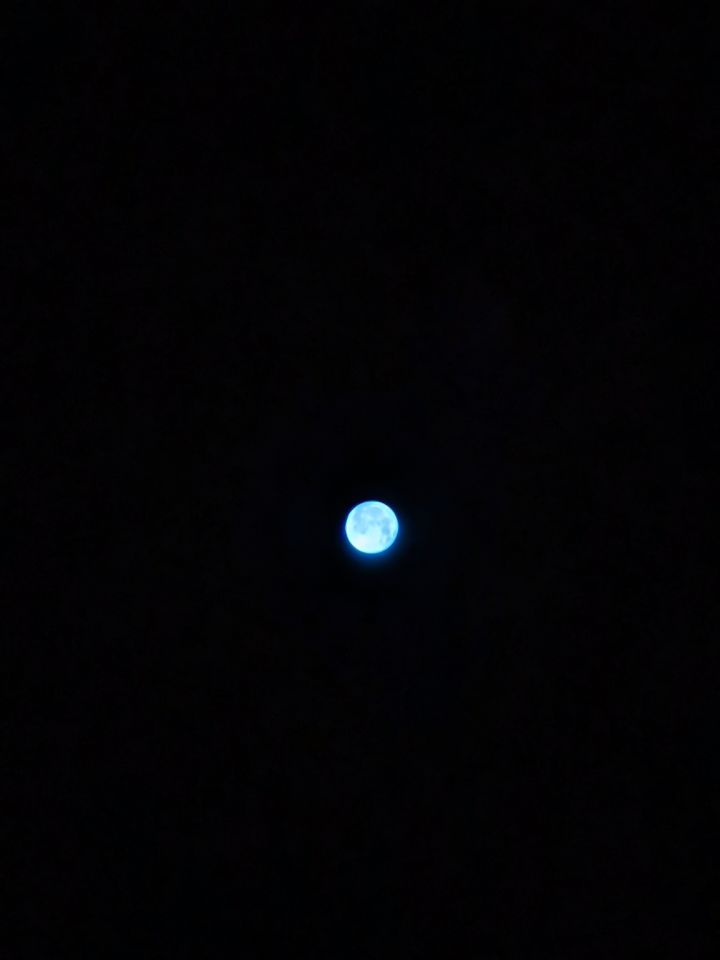 今年中秋有幸拍到了幽蓝边界,望周知(截图