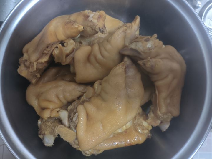 新出炉的猪脚截图