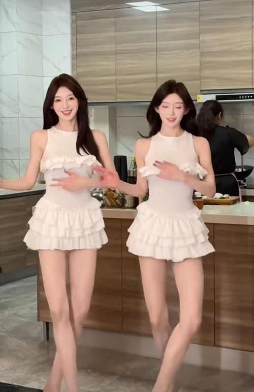 怎么越到后面越离谱截图