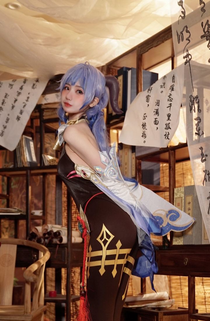 认识她吗?截图