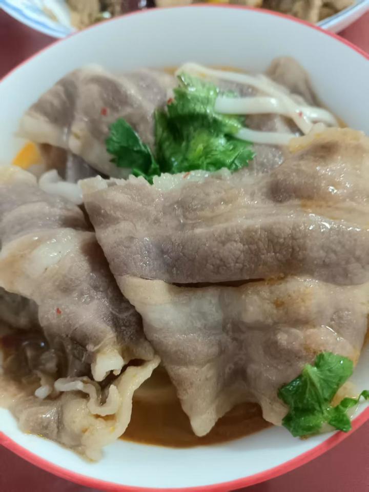忘情牛肉面。截图