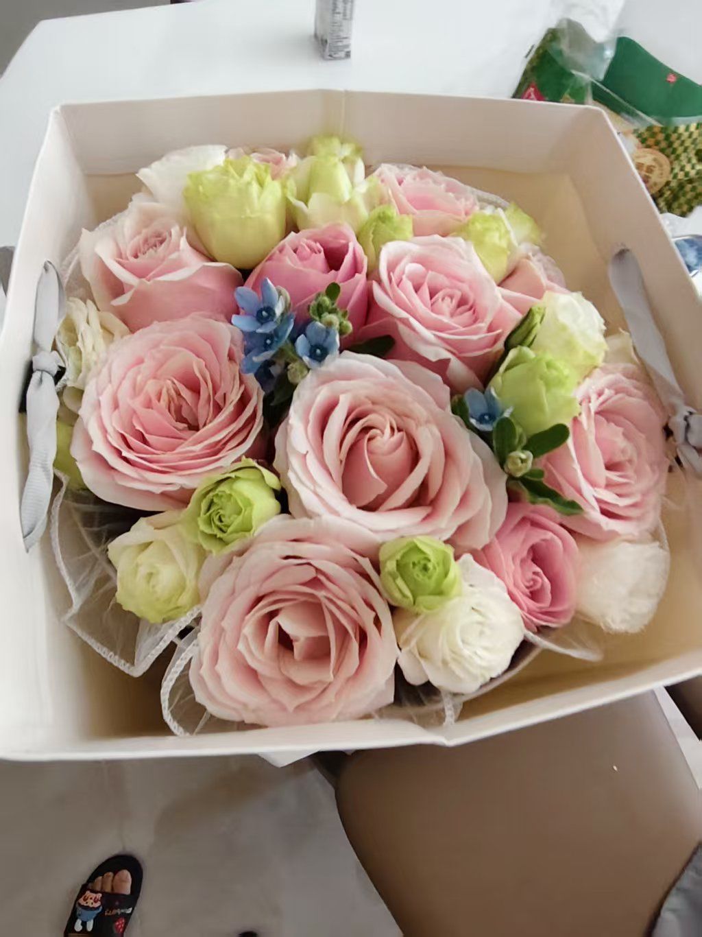 0氪拿真花 3