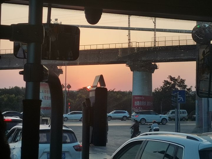 给20岁生长痛的我们截图