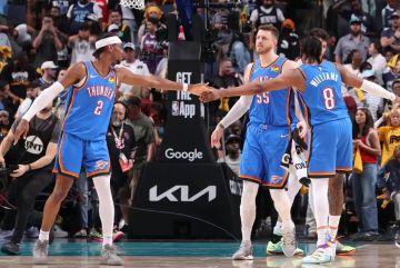 【季后赛战报0427】雷霆横扫率先晋级，戈登补扣绝杀快船