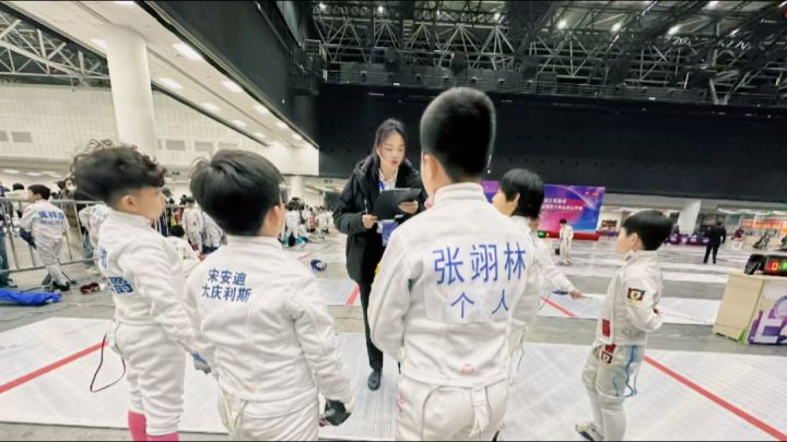香肠排对之击剑梦截图
