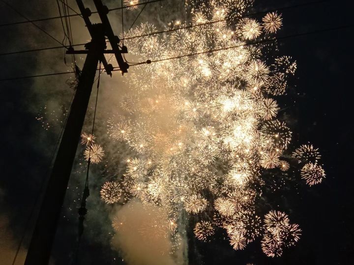 漂亮烟花，bong~截图