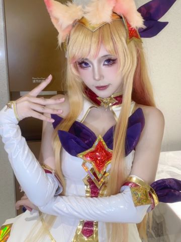 Faker宣布再续约四年震惊联盟圈子