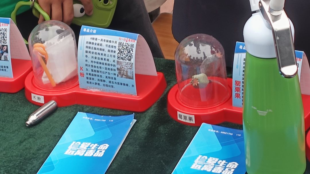 可恶的抽卡游戏！！？？ 4