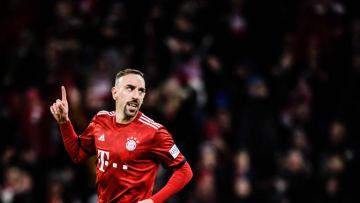 从被孤立的“怪物”到“安联国王”，他是永不言弃的刀疤战士！