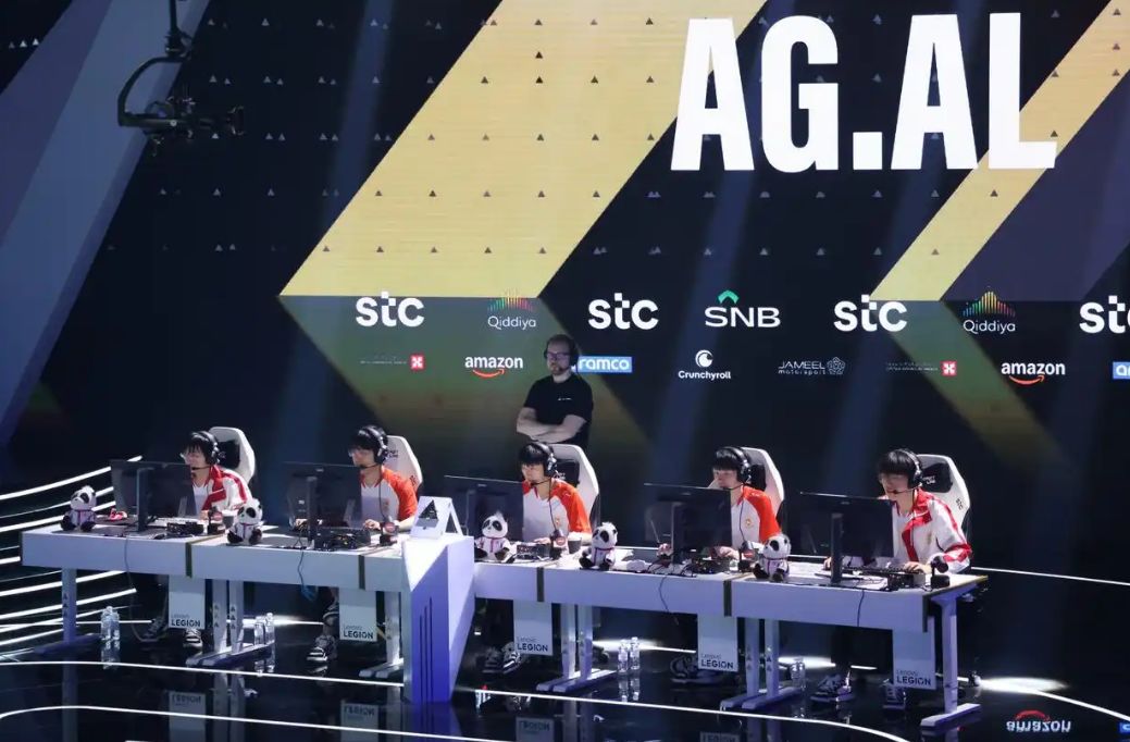 EWC第三周俱乐部积分排名:AG.AL第二 ! 2