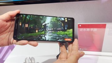 冒着违约的风险偷拍了一段高通的内部机