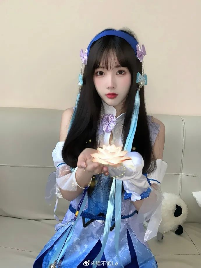 今天照片有点少,看官们凑合一下吧 1