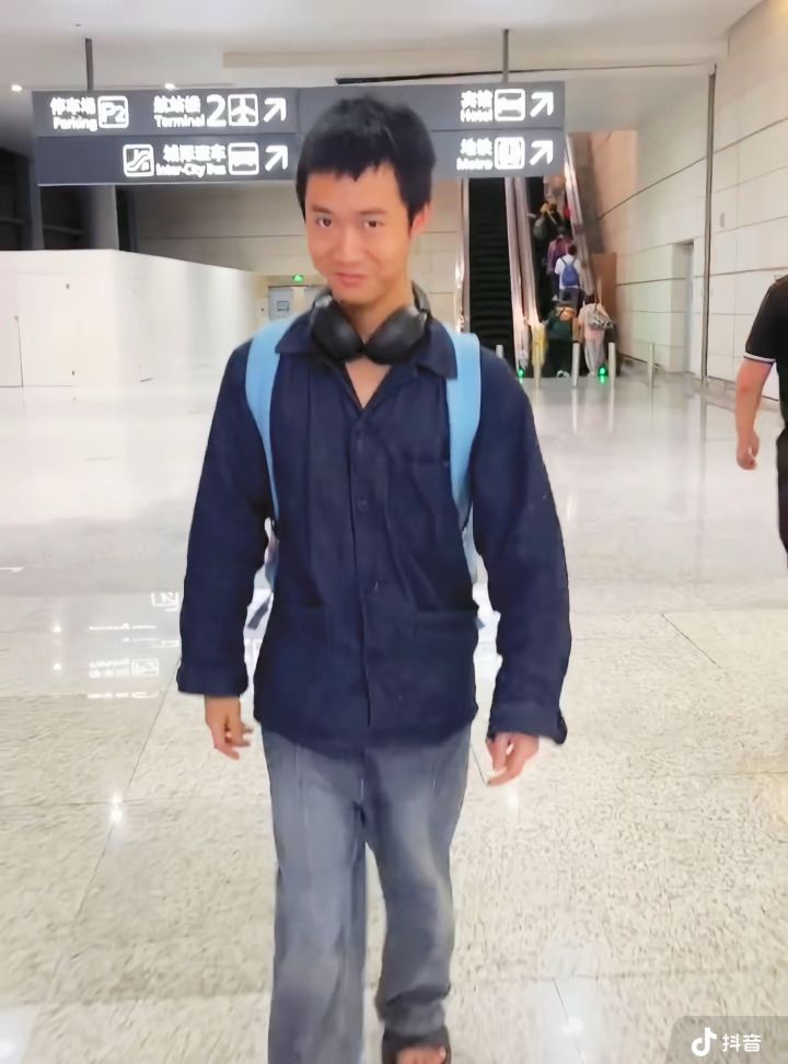 家族模式没有一键功能玩的很累一个个点。如:一键开垦。截图