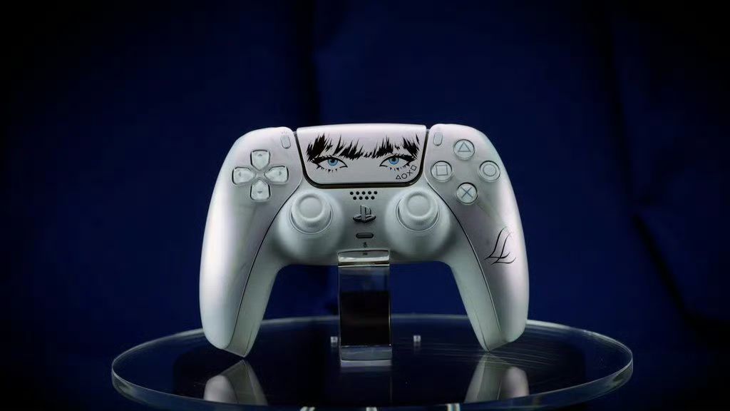 【快讯】Lisa与PlayStation联名手柄公布 2