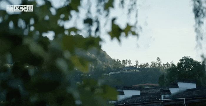 当传统青花瓷遇上军武科技，会擦出怎样的火花？截图