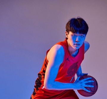 【体坛速报0717】帅就一个字！杨瀚森、弗拉格定妆照新鲜出炉