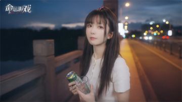 她那么爱你，你怎么舍得让她流泪，快振作起来啊