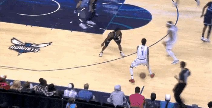 10月16日NBA赛事精彩瞬间截图
