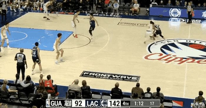 10月10日NBA赛事精彩瞬间截图