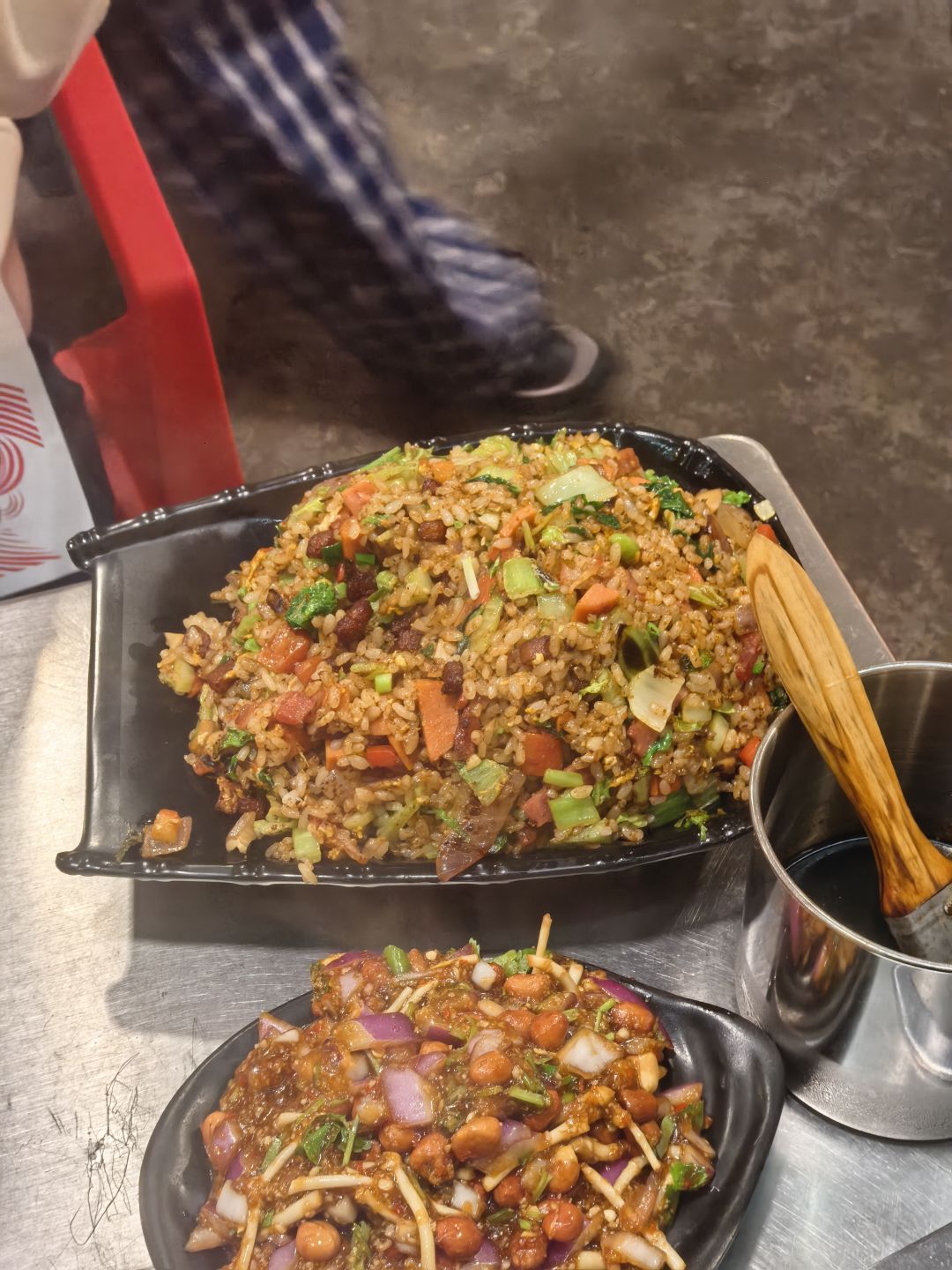 这个游戏适合边吃饭边玩 1