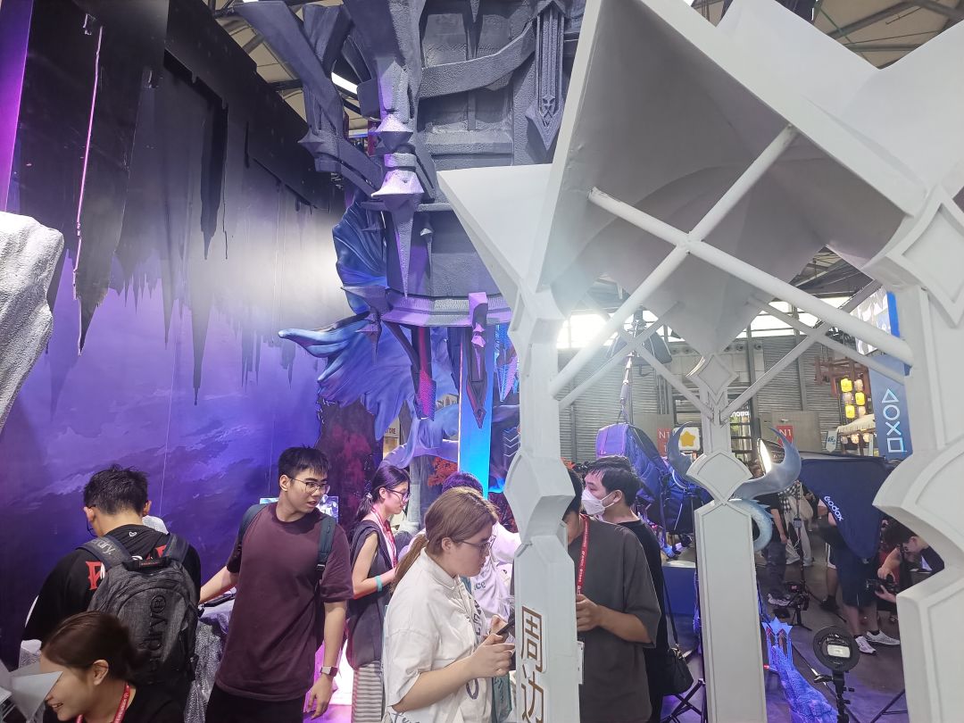 辉烬Chinajoy 3