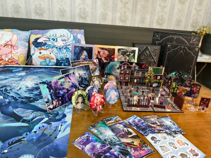 沉浸式开箱丨人格解体-二期众筹全制品展示截图