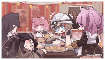 #雪松 
“你和可爱的兽耳萝莉们在一起热热闹闹地包饺子的时候，可不要和她们抢哦。”
————————————
★《雪松》预约地址：https://kedrgame.com/