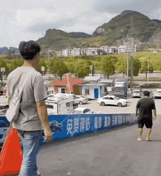 等待开启“竞速推车”模式的第225天? 1