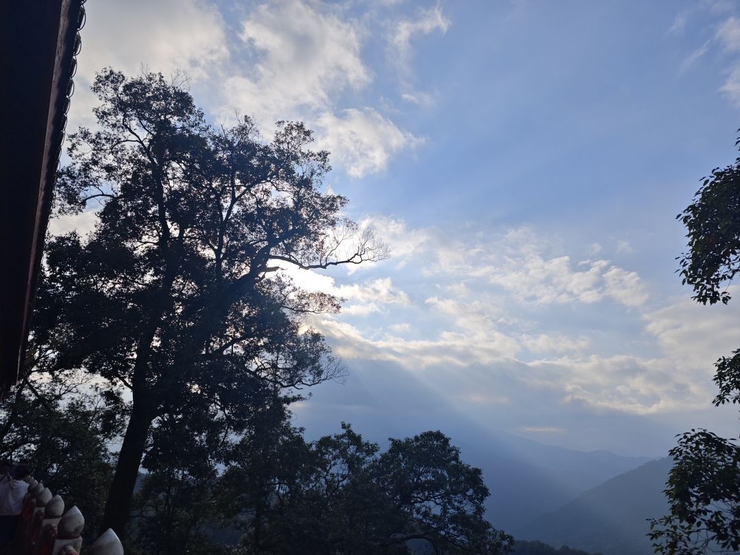到达青城山,不得来一把英雄传嘛 3