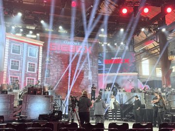 【彩虹六号X资讯】X揭晓大会内容一览 SIEGE X 6月10日正式发布