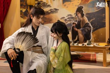 #三国谋定天下 #三国一响美人登场 #第二十一届中国国际动漫节 
「中国国际动漫节」云探展一弹！
今日端午，乔妹祝各位主公端午节快乐，过节依然不闲着，乔妹继续带主公云探展！三国名将美人齐亮相，穿越千年，邀你共赴三谋视觉盛宴。
“卧龙先生”诸葛亮携贤内助黄月英，伉俪情深齐亮相，还有智识过人的“奇女子”张春华，江南大小乔，传奇红颜甄洛等美人均来到现场~
如此豪华阵容，美人如云，乔妹已经沦陷在美颜暴击中