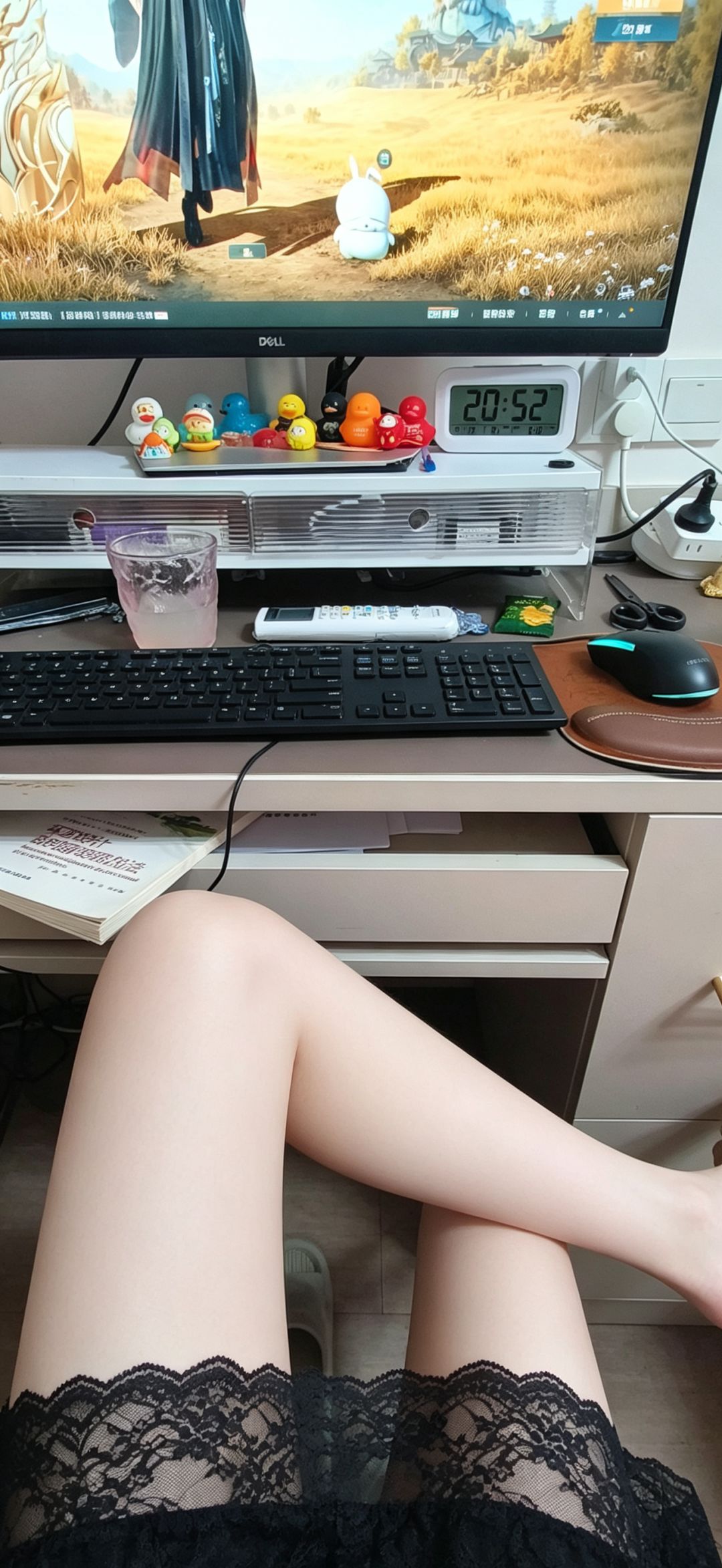 等朋友们上线吃鸡 2